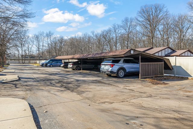 29322 Wellington Road W 111, Southfield, MI 48034