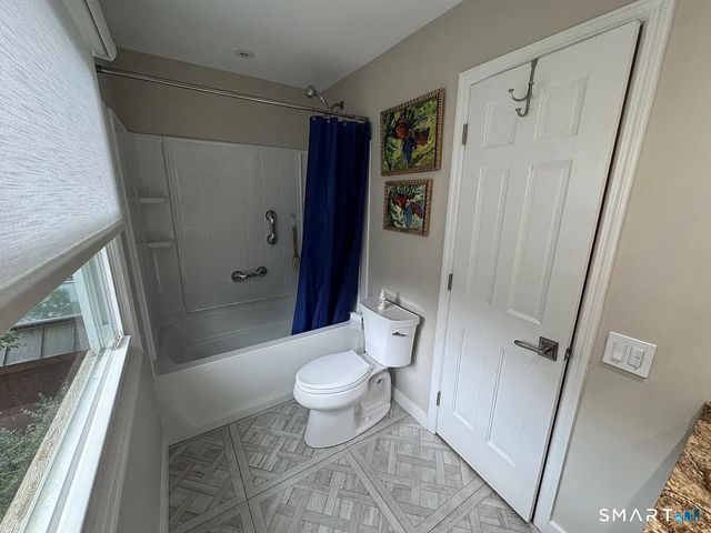 7 Joanne Lane, Weston, CT 06883