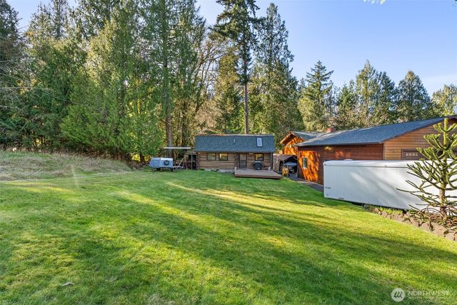 9905 Mariner Drive NW, Olympia, WA 98502