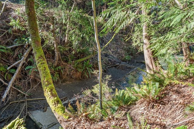 9905 Mariner Drive NW, Olympia, WA 98502