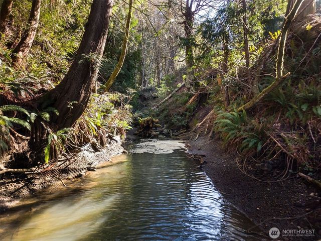 9905 Mariner Drive NW, Olympia, WA 98502