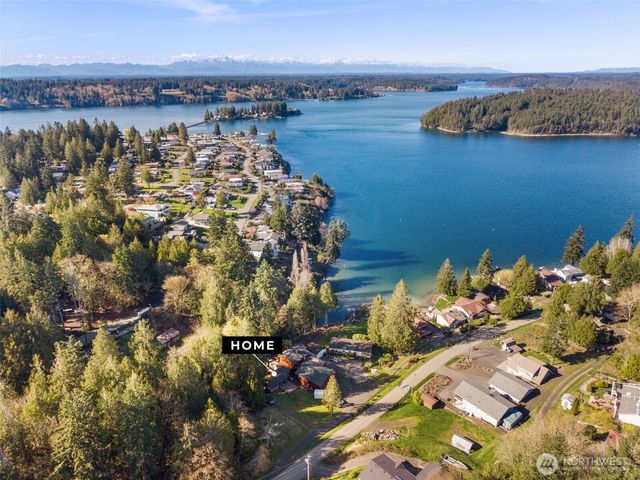 9905 Mariner Drive NW, Olympia, WA 98502