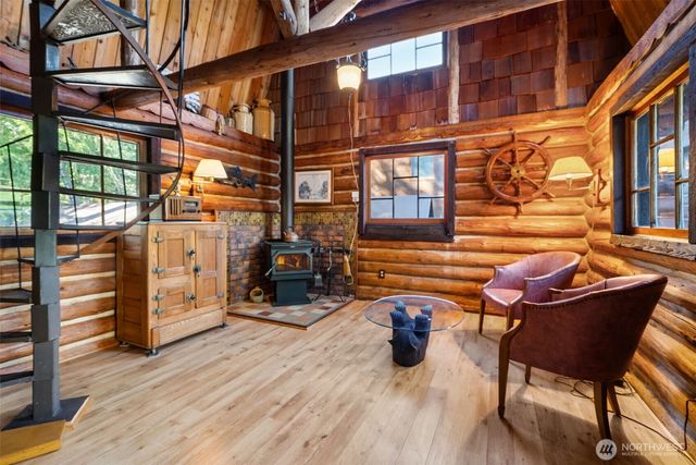 9905 Mariner Drive NW, Olympia, WA 98502