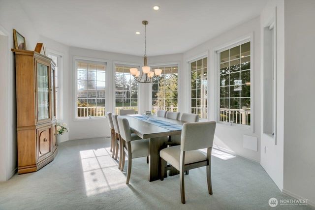 20204 Island Parkway E, Lake Tapps, WA 98391