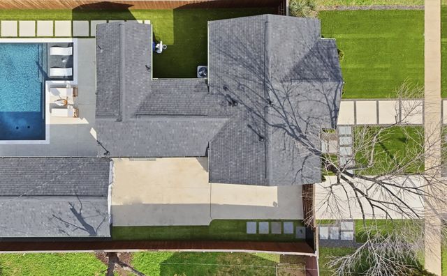 4527 Newmore Avenue, Dallas, TX 75209