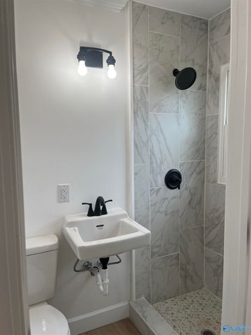 2331 Mcburney Drive, Florence, AL 35630