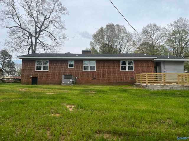 2331 Mcburney Drive, Florence, AL 35630