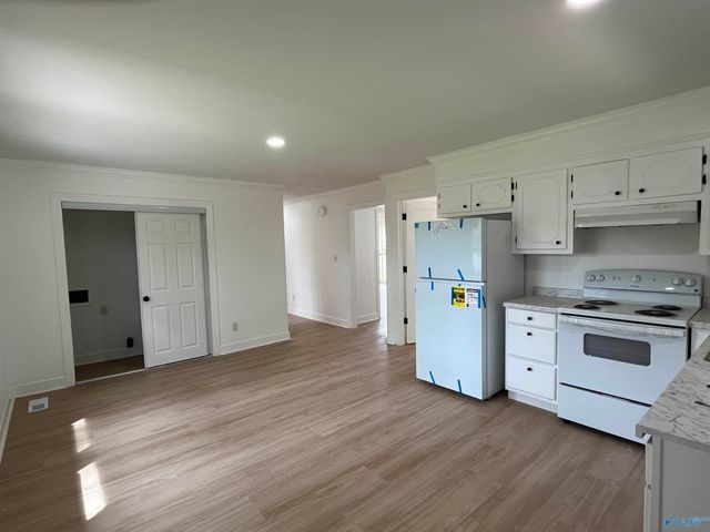 2331 Mcburney Drive, Florence, AL 35630