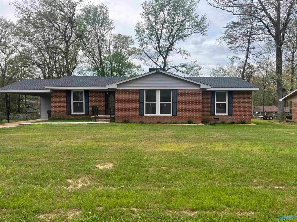 2331 Mcburney Drive, Florence, AL 35630