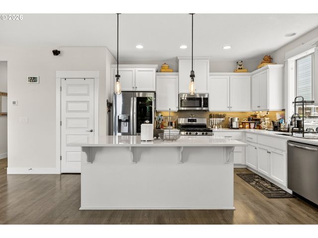 16716 Ne 95TH St, Vancouver, WA 98682