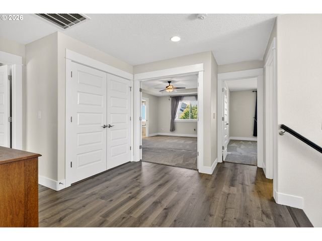 16716 Ne 95TH St, Vancouver, WA 98682