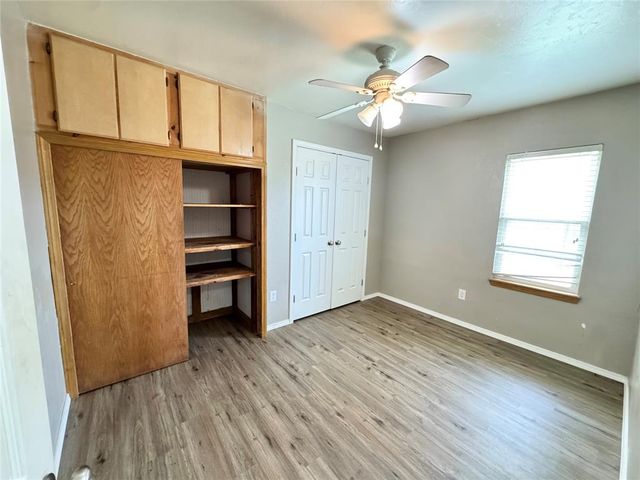 2411 N Clarke Street, Choctaw, OK 73020