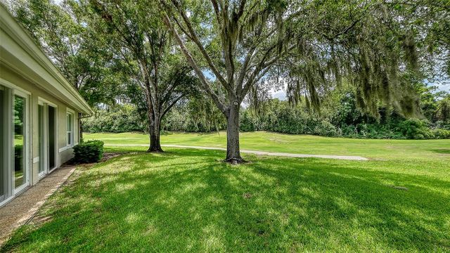 4004 PENSHURST PARK, Sarasota, FL 34235