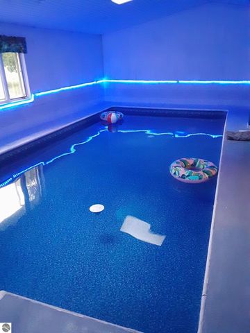 1596 Douglas Drive, Tawas City, MI 48763