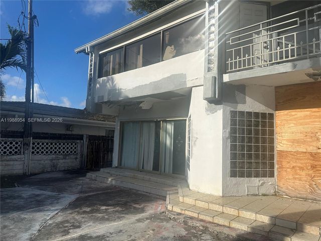 1977 NE 119th Rd, North Miami, FL 33181