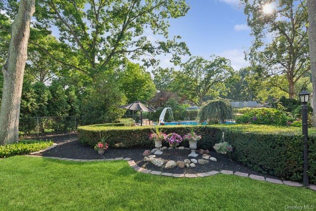 61 Timber Drive, Calverton, NY 11933