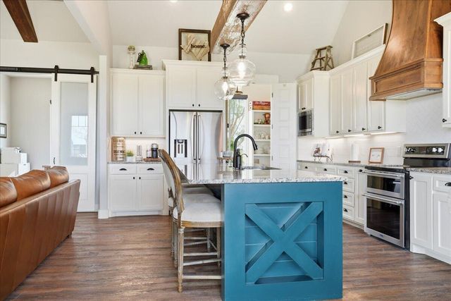 12721 N F M 179, Shallowater, TX 79363