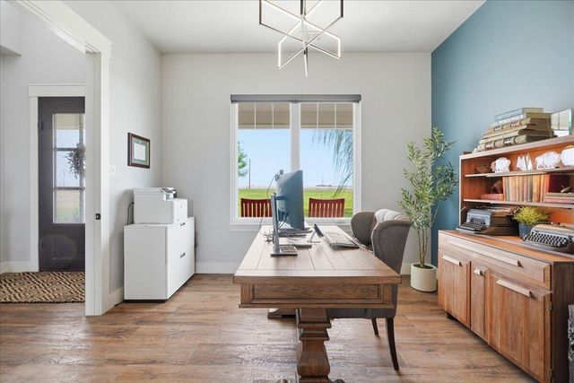 12721 N F M 179, Shallowater, TX 79363