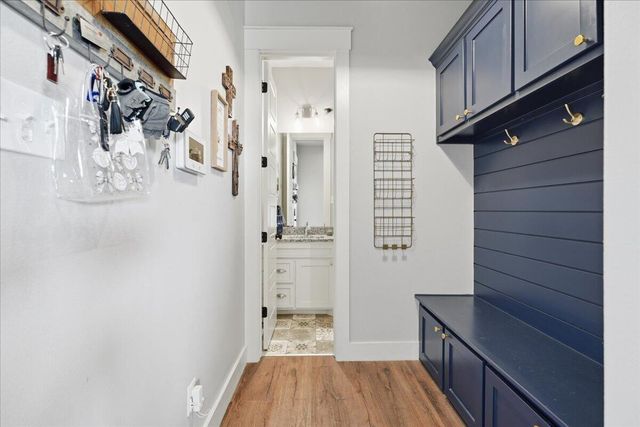 12721 N F M 179, Shallowater, TX 79363