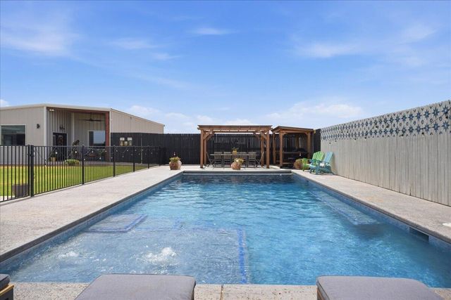 12721 N F M 179, Shallowater, TX 79363