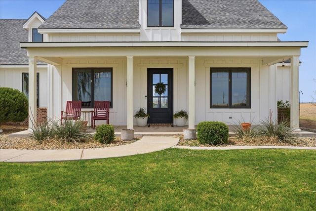 12721 N F M 179, Shallowater, TX 79363