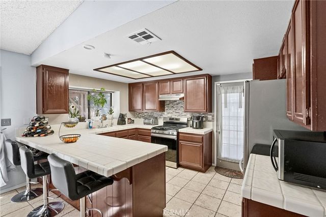4100 E Avenue Q11, Palmdale, CA 93552