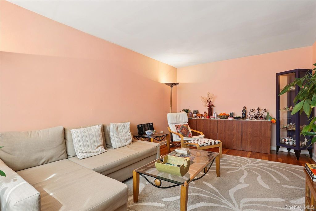 33-26 92nd Street 6R, Jackson Heights, NY 11372 — photo 3