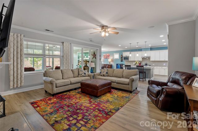 5047 Looking Glass Trail, Denver, NC 28037