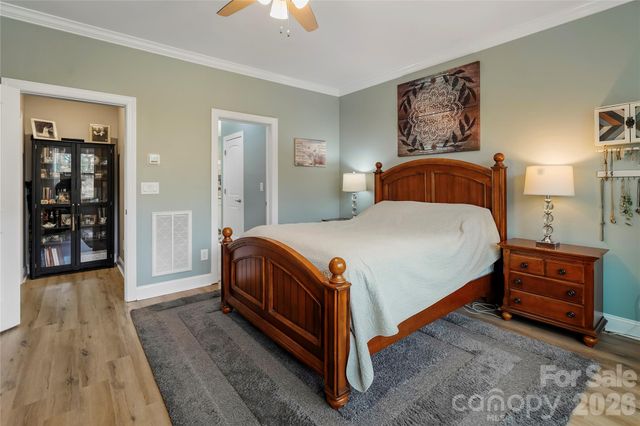 5047 Looking Glass Trail, Denver, NC 28037