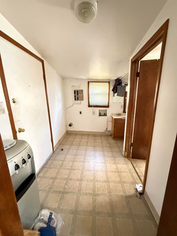 228 N Minnesota Ave, Wichita, KS 67214