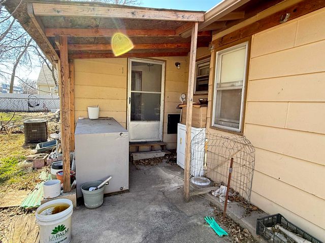 228 N Minnesota Ave, Wichita, KS 67214