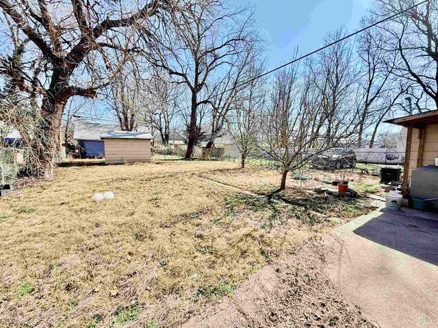 228 N Minnesota Ave, Wichita, KS 67214