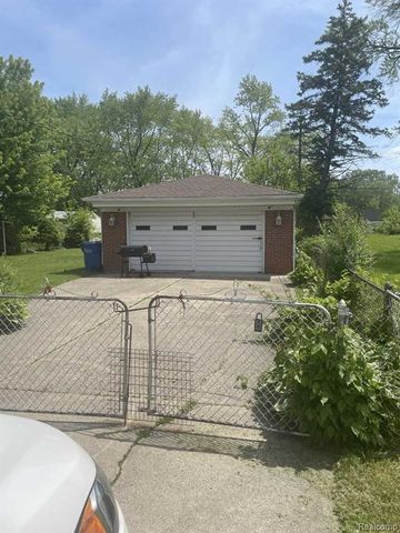 23672 Wellington Avenue, Warren, MI 48089