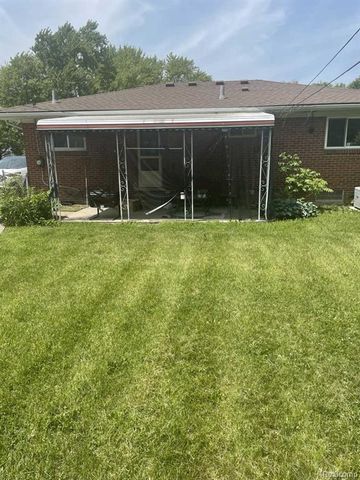 23672 Wellington Avenue, Warren, MI 48089