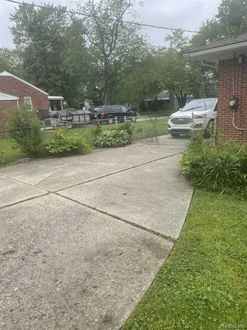 23672 Wellington Avenue, Warren, MI 48089