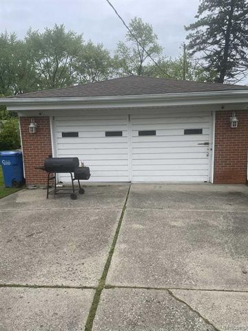 23672 Wellington Avenue, Warren, MI 48089
