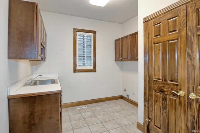 1101 Suwannee Drive, Evansville, IN 47725