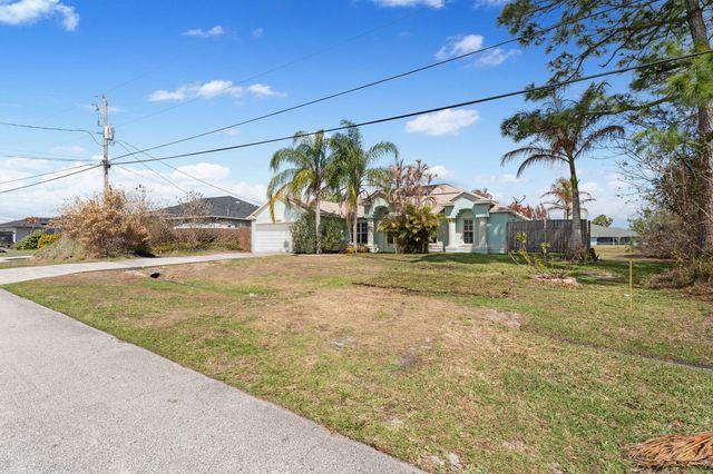 5593 NW Wesley Road, Port St. Lucie, Port St Lucie, FL 34986