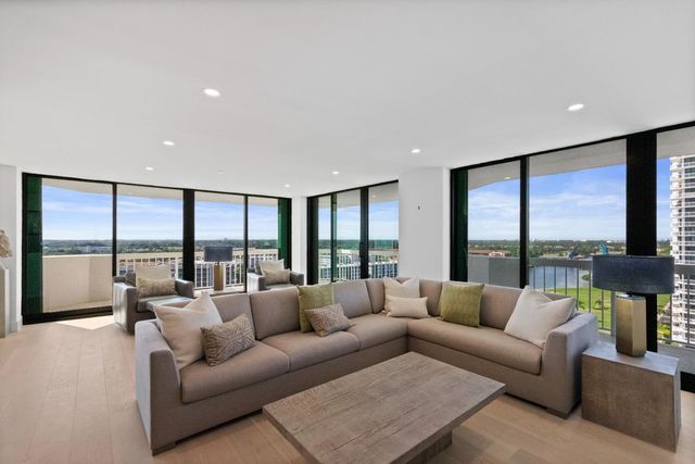 115 Lakeshore Drive 1248, North Palm Beach, FL 33408