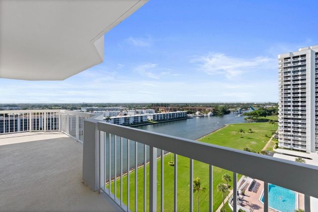 115 Lakeshore Drive 1248, North Palm Beach, FL 33408