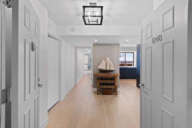 115 Lakeshore Drive 1248, North Palm Beach, FL 33408