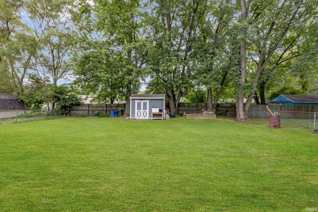 54122 Northwood Drive, Elkhart, IN 46514