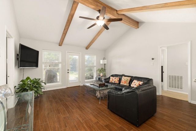 9262 Friendship Road, Houston, TX 77080