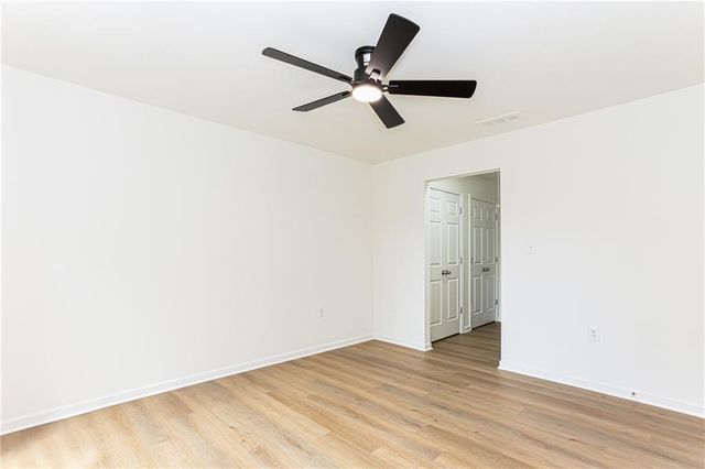 2486 Laurel Circle NW, Atlanta, GA 30311