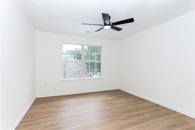 2486 Laurel Circle NW, Atlanta, GA 30311