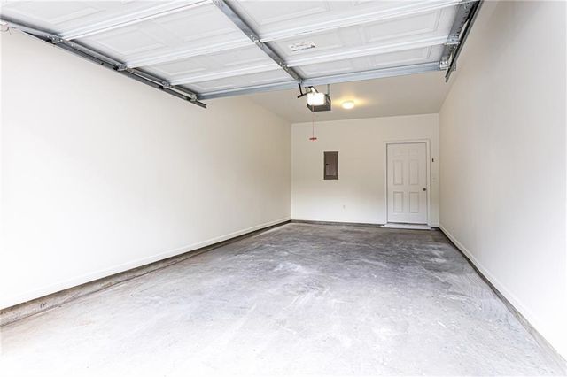 2486 Laurel Circle NW, Atlanta, GA 30311