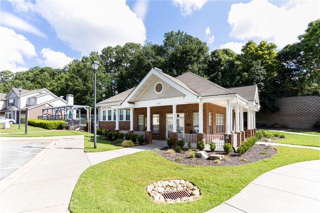 2486 Laurel Circle NW, Atlanta, GA 30311