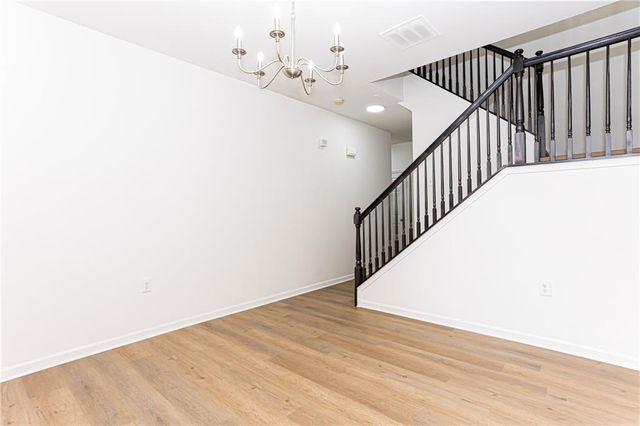 2486 Laurel Circle NW, Atlanta, GA 30311