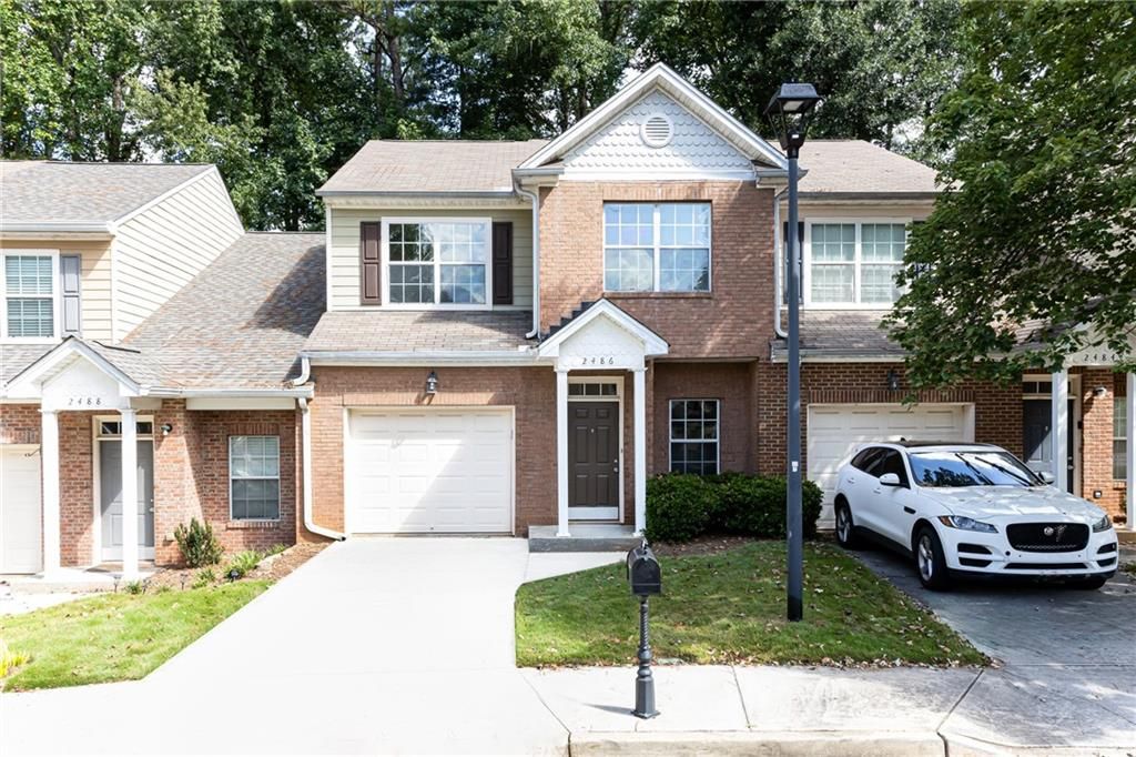 2486 Laurel Circle NW, Atlanta, GA 30311