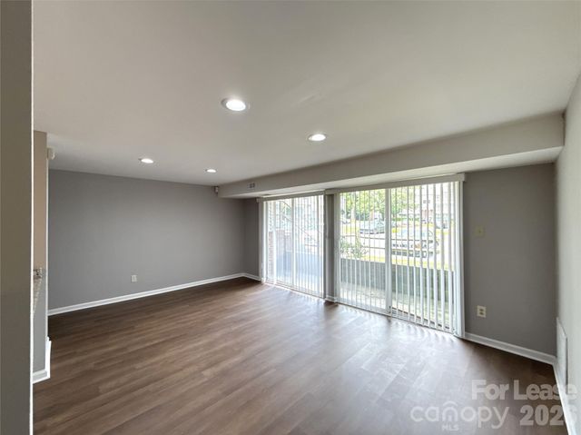 9329 Old Concord Road A, Charlotte, NC 28213